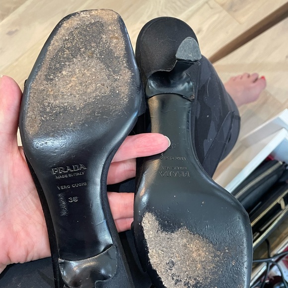 Prada size 38 kitten heel bow shoes - Picture 5 of 9